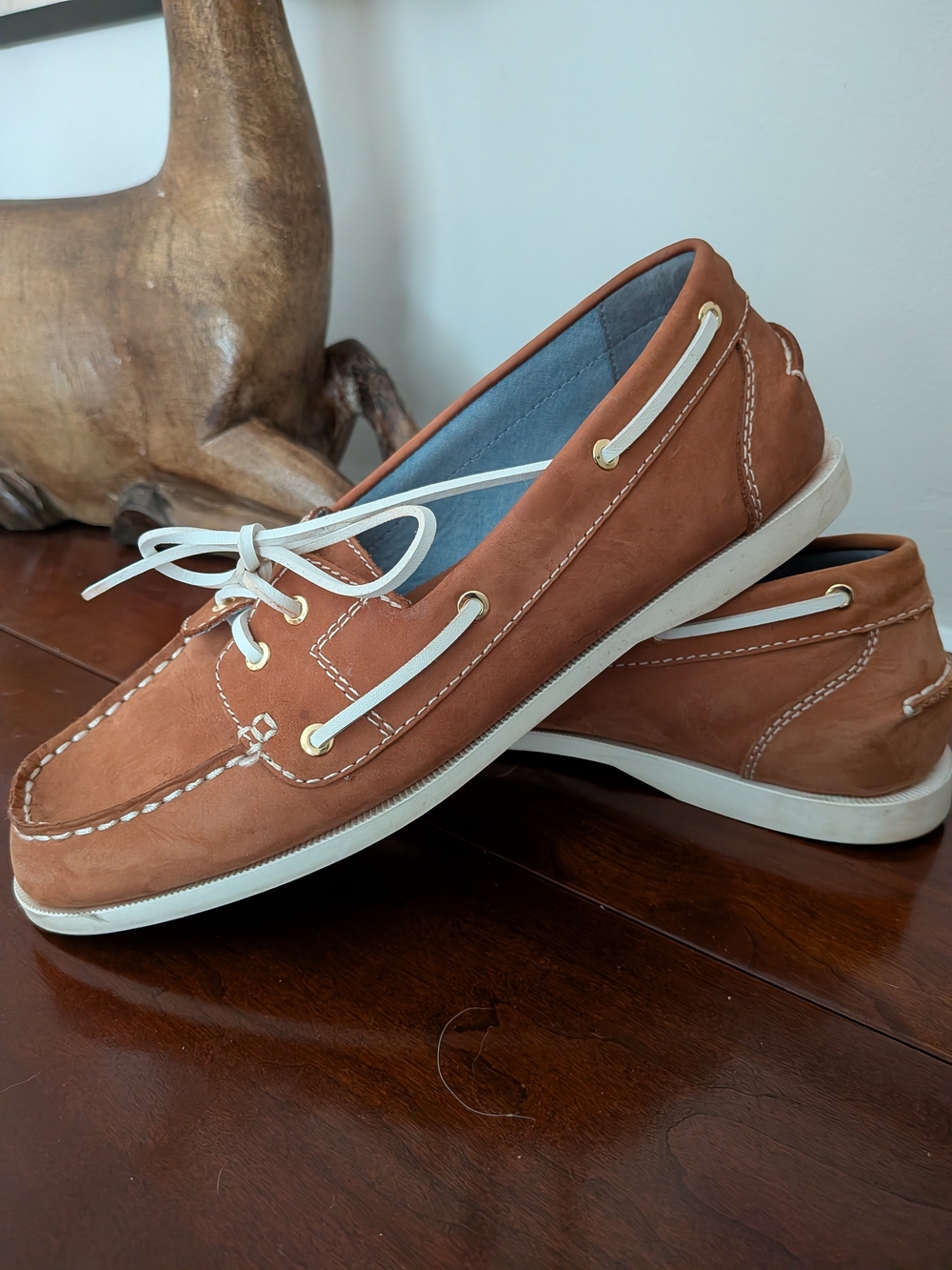 TALBOTS Women's Leather Boat Shoes in Tan with White Laces 8.5